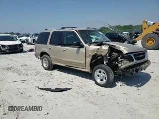 1999 Ford Explorer XLT z VIN 1FMZU32E8XUB73723, wystawiony jako Copart lot #53383835 z przebiegiem 233 675 mil mil oraz Szkoda całkowita • Salvage title. Historia ofert i sprzedaży dostępna na DreamBid. Obrazek 13.