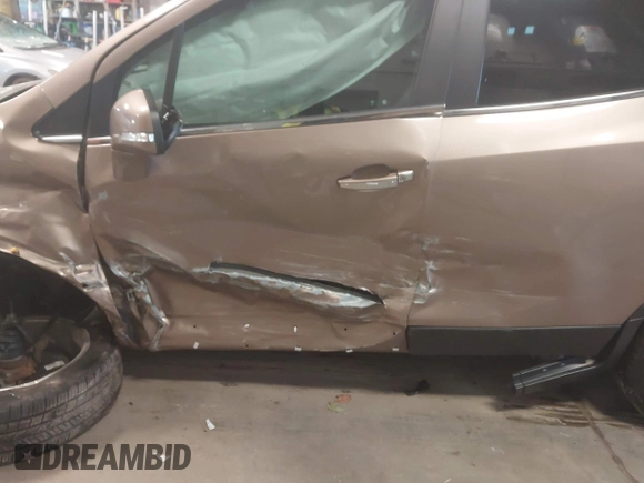 2019 Buick Encore Preferred with VIN KL4CJASB2KB741881, listed as a IAAI auction lot 41989812 with 40,594 mi miles. Bid and sale history available at carsss.com. Image 6.