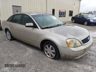 2006 Ford Five Hundred SE with VIN 1FAFP23156G151749, listed as a IAAI auction lot 41928699 with 251,195 mi miles. Bid and sale history available at carsss.com. Image 1.