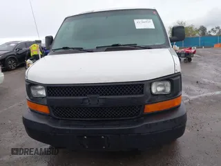 2007 Chevrolet Express Cargo Van with VIN 1GCGG25V271204099, listed as a IAAI auction lot 41786959 with 195,383 mi miles. Bid and sale history available at carsss.com. Image 12.