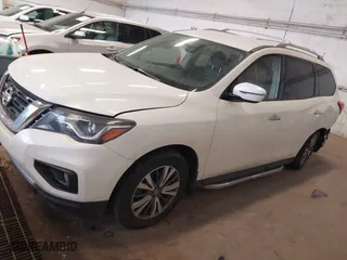 2019 Nissan Pathfinder S with VIN 5N1DR2MM3KC641608, listed as a IAAI auction lot 41446787 with 55101 miles. Bid and sale history available at carsss.com. Image 17.