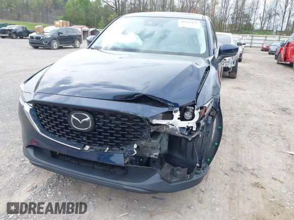 2022 Mazda CX-5 2.5 S Premium Plus Package with VIN JM3KFBEM1N0527915, listed as a IAAI auction lot 41942476 with 40,145 mi miles. Bid and sale history available at carsss.com. Image 6.