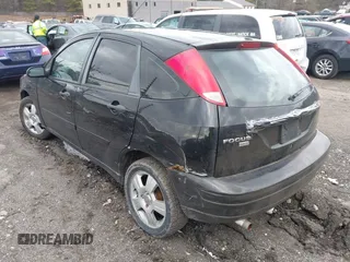 2007 Ford Focus S with VIN 1FAHP37N77W269045, listed as a IAAI auction lot 41877119 with 221,805 mi miles and . Bid and sale history available at carsss.com. Image 3.