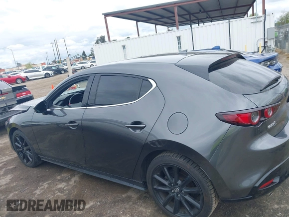 2020 Mazda Mazda3 Hatchback Premium Package with VIN JM1BPANM4L1164257, listed as a IAAI auction lot 41905435 with 1 mi miles. Bid and sale history available at carsss.com. Image 15.