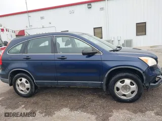 2008 Honda CR-V LX with VIN JHLRE38388C004786, listed as a IAAI auction lot 41664654 with 163,141 mi miles. Bid and sale history available at carsss.com. Image 13.