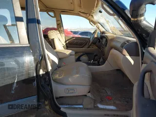 1999 Toyota Land Cruiser with VIN JT3HT05J5X0030492, listed as a IAAI auction lot 41331686 with 1 mi miles. Bid and sale history available at carsss.com. Image 5.