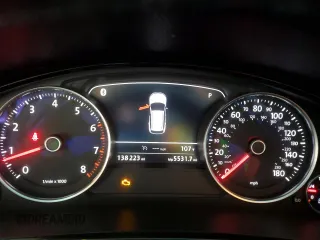 2013 Volkswagen Touareg Lux с VIN WVGEF9BP9DD003735, выставлен на аукционе Copart как лот 58852315 с пробегом 138 223 миль миль и Списание • Salvage title. История ставок и продаж доступна на DreamBid. Изображение 9.