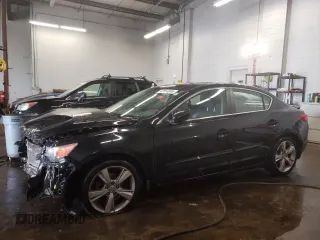 2014 Acura ILX Premium z VIN 19VDE1F59EE000792, wystawiony jako Copart lot #42914085 z przebiegiem 124 758 mil mil oraz Szkoda całkowita • Salvage title. Historia ofert i sprzedaży dostępna na DreamBid. Obrazek 1.