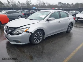 2016 Nissan Altima 2.5 SR with VIN 1N4AL3AP3GC129874, listed as a IAAI auction lot 41582912 with 106,536 mi miles. Bid and sale history available at carsss.com. Image 17.