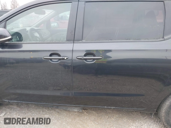 2019 Kia Sedona EX with VIN KNDMB5C1XK6566583, listed as a IAAI auction lot 41542994 with 41,134 mi miles. Bid and sale history available at carsss.com. Image 14.