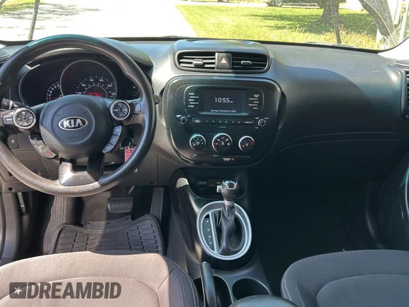2018 Kia Soul with VIN KNDJN2A27J7587078, listed as a Copart auction lot 49666415 with 62,859 mi miles and Clean Title. Bid and sale history available at carsss.com. Image 9.