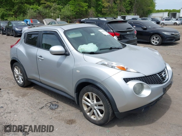 2013 Nissan Juke SL z VIN JN8AF5MV3DT213989, wystawiony jako IAAI lot #42262466 z przebiegiem 94 823 mil mil oraz . Historia ofert i sprzedaży dostępna na DreamBid. Obrazek 1.