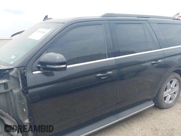 2019 Ford Expedition Max XLT with VIN 1FMJK1HTXKEA07297, listed as a IAAI auction lot 42431260 with 220,617 mi miles and . Bid and sale history available at DreamBid. Image 13.