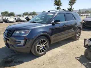 2017 Ford Explorer Sport z VIN 1FM5K8GT0HGD04698, wystawiony jako Copart lot #61005485 z przebiegiem 156 651 mil mil oraz Szkoda całkowita • Salvage title. Historia ofert i sprzedaży dostępna na DreamBid. Obrazek 1.