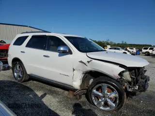 2013 Dodge Durango Citadel with VIN 1C4SDHET2DC668398, listed as a Copart auction lot 52073495 with 236,647 mi miles and Salvage Title. Bid and sale history available at carsss.com. Image 4.