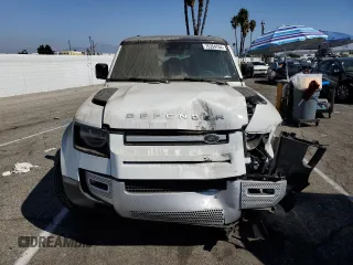 2024 Land Rover Defender S z VIN SALEJ7EU4R2249502, wystawiony jako Copart lot #75354764 z przebiegiem 6 254 mil mil oraz Szkoda całkowita • Salvage title. Historia ofert i sprzedaży dostępna na DreamBid. Obrazek 5.