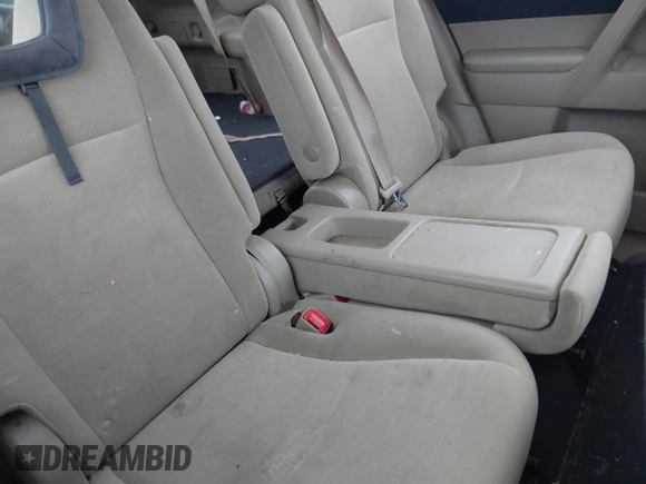 2013 Toyota Highlander with VIN 5TDZA3EH2DS035257, listed as a IAAI auction lot 41606436 with 208,721 mi miles and . Bid and sale history available at DreamBid. Image 8.