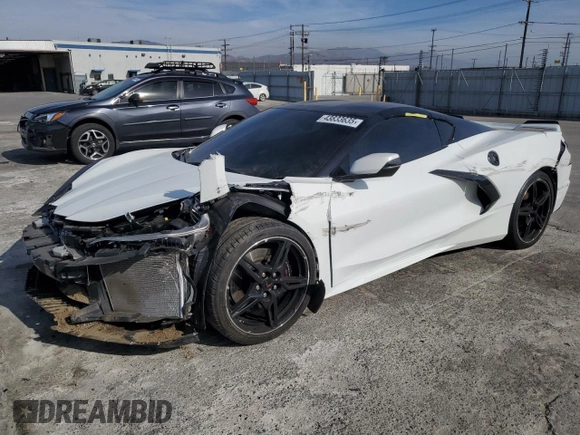 2020 Chevrolet Corvette 2LT with VIN 1G1Y72D45L5101896, listed as a Copart auction lot 43833635 with 8,226 mi miles and Salvage Title. Bid and sale history available at carsss.com. Image 1.