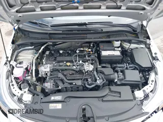2025 Toyota Corolla LE z VIN 5YFB4MDE0SP241530, wystawiony jako IAAI lot #42175543 z przebiegiem 3222 mil mil oraz . Historia ofert i sprzedaży dostępna na DreamBid. Obrazek 10.