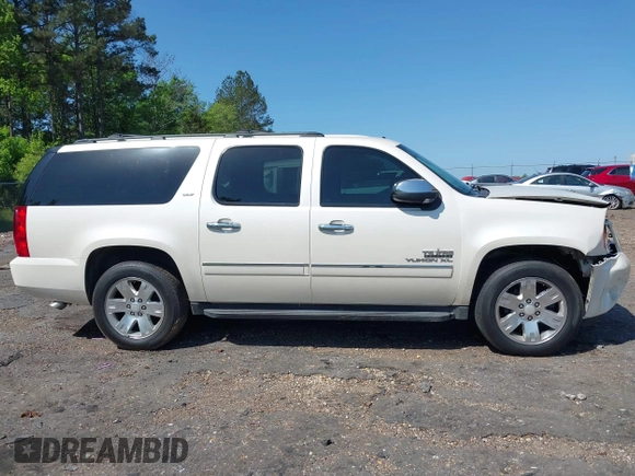 2013 GMC Yukon XL SLT with VIN 1GKS1KE00DR356030, listed as a IAAI auction lot 41969667 with 184,272 mi miles. Bid and sale history available at carsss.com. Image 13.