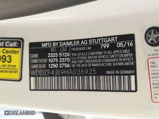 2017 Mercedes-Benz E-Class E 300 Luxury with VIN WDDZF4JB9HA036925, listed as a IAAI auction lot 41761755 with 88,712 mi miles. Bid and sale history available at carsss.com. Image 9.