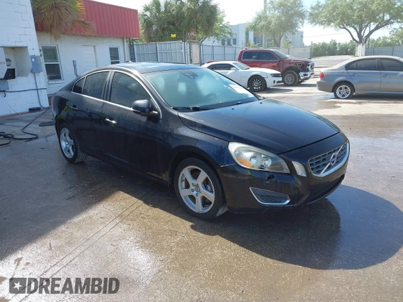 2012 Volvo S60 T5 с VIN YV1622FS2C2092353, выставлен на аукционе IAAI как лот 41872196 с пробегом Не указан миль и . История ставок и продаж доступна на DreamBid. Изображение 1.