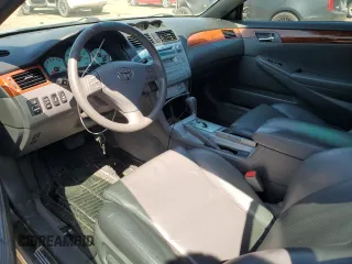 2006 Toyota Solara SE z VIN 4T1FA38P06U094064, wystawiony jako Copart lot #55917025 z przebiegiem 76 937 mil mil oraz Szkoda całkowita • Salvage title. Historia ofert i sprzedaży dostępna na DreamBid. Obrazek 8.