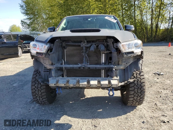 2020 Toyota Tacoma SR5 с VIN 3TMCZ5AN5LM364491, выставлен на аукционе Copart как лот 53855215 с пробегом 50 852 миль миль и Списание • Salvage title. История ставок и продаж доступна на DreamBid. Изображение 5.