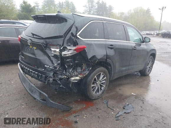 2018 Toyota Highlander SE with VIN 5TDJZRFH0JS887299, listed as a IAAI auction lot 42202813 with 78,490 mi miles and . Bid and sale history available at DreamBid. Image 4.