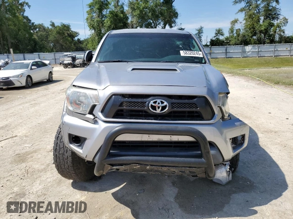 2015 Toyota Tacoma z VIN 5TFLU4EN5FX135486, wystawiony jako Copart lot #58320245 z przebiegiem 95 424 mil mil oraz Szkoda całkowita • Salvage title. Historia ofert i sprzedaży dostępna na DreamBid. Obrazek 5.