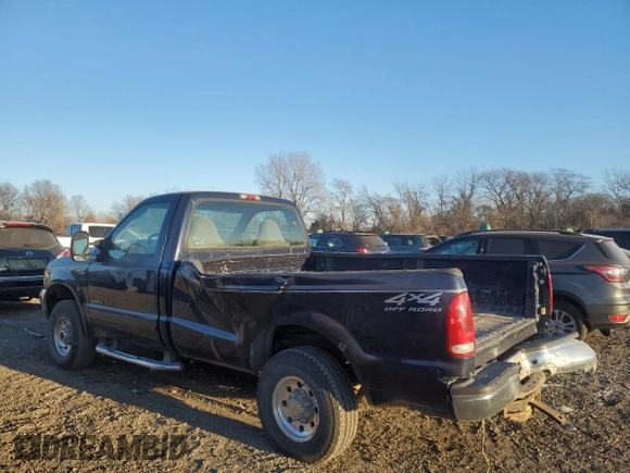 2001 Ford Super Duty F-250 XL with VIN 1FTNF21F81EC78961, listed as a Copart auction lot 81943594 with 192,868 mi miles and Salvage Title. Bid and sale history available at carsss.com. Image 2.