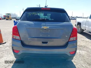 2020 Chevrolet Trax LS z VIN 3GNCJNSB5LL157348, wystawiony jako IAAI lot #41990151 z przebiegiem 101 555 mil mil oraz . Historia ofert i sprzedaży dostępna na DreamBid. Obrazek 17.