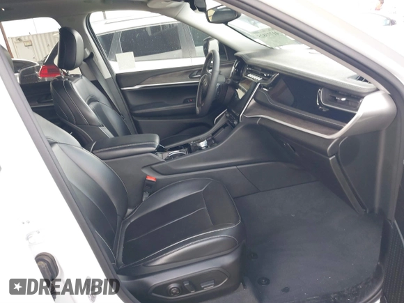 2023 Jeep Grand Cherokee with VIN 1C4RJYB60PC650900, listed as a IAAI auction lot 41773825 with 19,243 mi miles and . Bid and sale history available at DreamBid. Image 5.