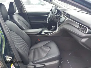 2019 Toyota Camry LE z VIN 4T1B11HK2KU738133, wystawiony jako IAAI lot #42499213 z przebiegiem 203 636 mil mil oraz . Historia ofert i sprzedaży dostępna na DreamBid. Obrazek 5.