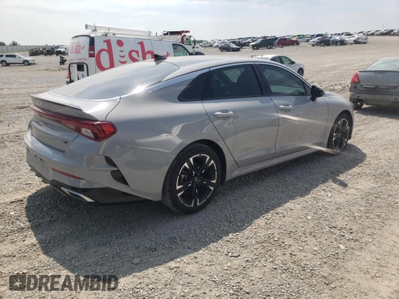 2022 Kia K5 GT-Line z VIN 5XXG64J28NG085177, wystawiony jako Copart lot #61235273 z przebiegiem 31 846 mil mil oraz Nie do naprawy • Non repairable. Historia ofert i sprzedaży dostępna na DreamBid. Obrazek 3.