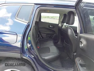 2018 Jeep Compass Latitude with VIN 3C4NJDBB2JT150463, listed as a IAAI auction lot 42452301 with 73,895 mi miles and . Bid and sale history available at DreamBid. Image 8.