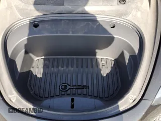 2023 Tesla Model 3 Performance z VIN 5YJ3E1EC9PF414218, wystawiony jako Copart lot #53105285 z przebiegiem 60 745 mil mil oraz Szkoda całkowita • Salvage title. Historia ofert i sprzedaży dostępna na DreamBid. Obrazek 11.