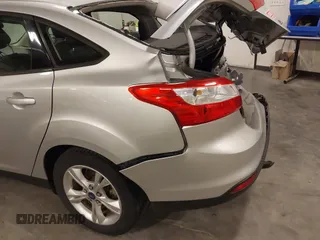 2012 Ford Focus SE с VIN 1FAHP3F26CL320876, выставлен на аукционе IAAI как лот 42280944 с пробегом 134 803 миль миль и . История ставок и продаж доступна на DreamBid. Изображение 19.