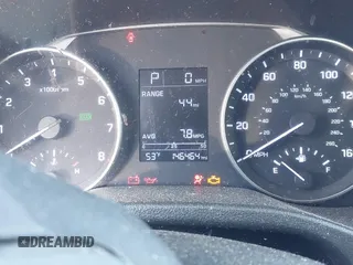 2017 Hyundai Elantra SE z VIN 5NPD84LF3HH041576, wystawiony jako IAAI lot #42139968 z przebiegiem 146 464 mil mil oraz . Historia ofert i sprzedaży dostępna na DreamBid. Obrazek 15.
