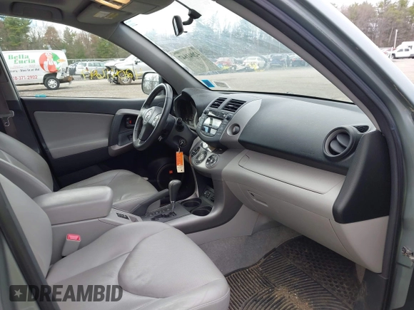 2008 Toyota RAV4 Ltd with VIN JTMBK31V686034421, listed as a IAAI auction lot 42041647 with 176,965 mi miles. Bid and sale history available at carsss.com. Image 5.