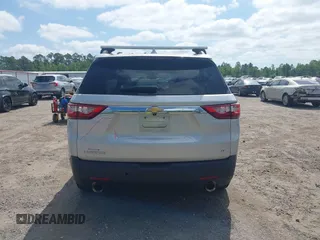 2020 Chevrolet Traverse LT Cloth with VIN 1GNERGKW0LJ306000, listed as a IAAI auction lot 42090962 with 50,559 mi miles. Bid and sale history available at carsss.com. Image 16.