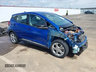 2020 Chevrolet Bolt EV LT z VIN 1G1FY6S00L4119496, wystawiony jako IAAI lot #42131186 z przebiegiem 50 613 mil mil oraz . Historia ofert i sprzedaży dostępna na DreamBid. Obrazek 1.