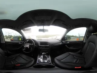 2013 Audi Q5 Premium Plus z VIN WA1LFAFP4DA071556, wystawiony jako IAAI lot #42081304 z przebiegiem 129 888 mil mil oraz . Historia ofert i sprzedaży dostępna na DreamBid. Obrazek 18.