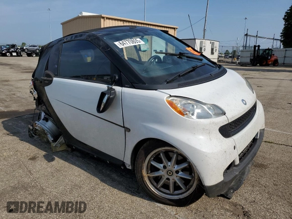2009 Smart fortwo Passion with VIN WMEEK31XX9K279585, listed as a Copart auction lot 64770805 with Not provided miles and Salvage title. Bid and sale history available at DreamBid. Image 4.