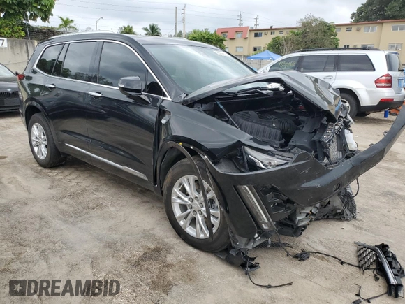 2021 Cadillac XT6 Luxury with VIN 1GYKPAR45MZ156448, listed as a Copart auction lot 68906823 with 19,079 mi miles and Clean Title. Bid and sale history available at DreamBid. Image 4.