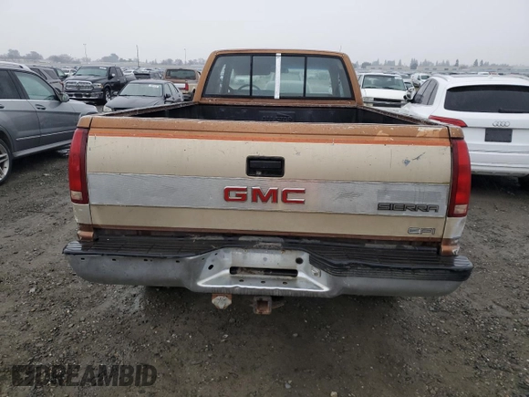 1989 GMC Sierra 1500 with VIN 2GTGC29K4K1535524, listed as a Copart auction lot 43388905 with 1,107,360 mi miles and Clean Title. Bid and sale history available at DreamBid. Image 6.