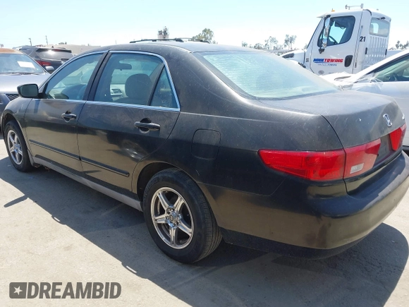 2005 Honda Accord LX z VIN 1HGCM56495A093905, wystawiony jako IAAI lot #42416234 z przebiegiem 121 479 mil mil oraz . Historia ofert i sprzedaży dostępna na DreamBid. Obrazek 3.