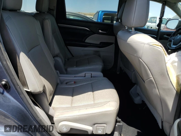2018 Toyota Highlander Limited z VIN 5TDDZRFH7JS809387, wystawiony jako Copart lot #62198655 z przebiegiem 100 493 mil mil oraz Szkoda całkowita • Salvage title. Historia ofert i sprzedaży dostępna na DreamBid. Obrazek 11.