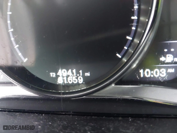 2016 Volvo XC60 T5 Drive-E Premier with VIN YV440MDK0G2826671, listed as a IAAI auction lot 41466201 with 81,659 mi miles. Bid and sale history available at carsss.com. Image 7.