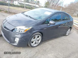 2010 Toyota Prius II with VIN JTDKN3DU4A1093058, listed as a IAAI auction lot 41579018 with 184,927 mi miles. Bid and sale history available at carsss.com. Image 2.